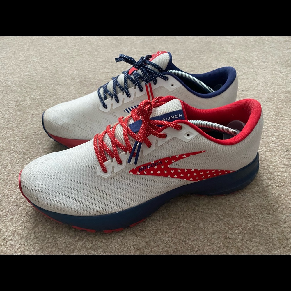 Brooks Launch 7 - Picture 1 of 5